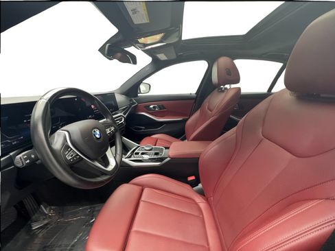 Used 2024 BMW 330i Sedan w/ Convenience Package RWD image 20
