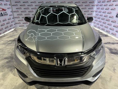 Used 2019 Honda HR-V LX image 3