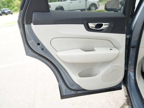 Used 2023 Volvo XC60 B5 Plus w/ Protection Package Premier FWD image 17