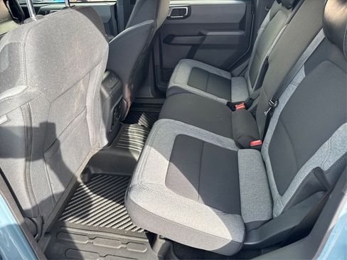 Used 2023 Ford Bronco Base image 12