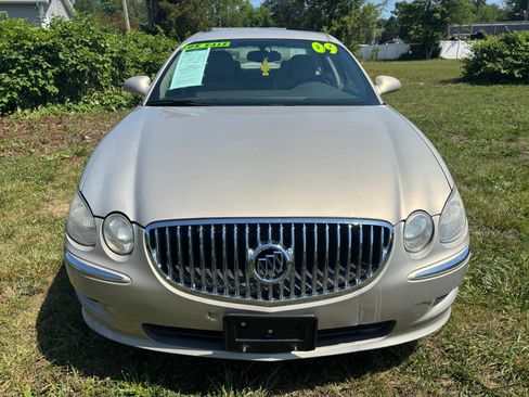 Used 2009 Buick LaCrosse CXL FWD image 2