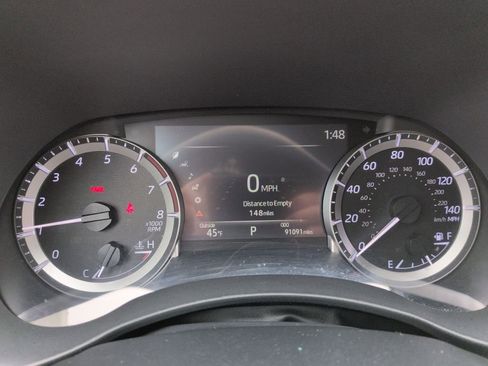 Used 2023 Toyota Highlander XLE image 15