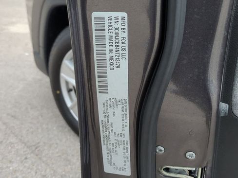 Used 2022 Jeep Compass Latitude image 36