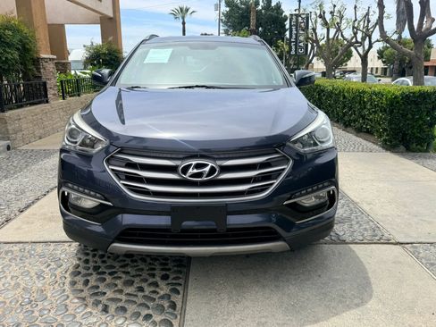 Used 2018 Hyundai Santa Fe Sport w/ 2.4L Value Package 02 FWD image 2