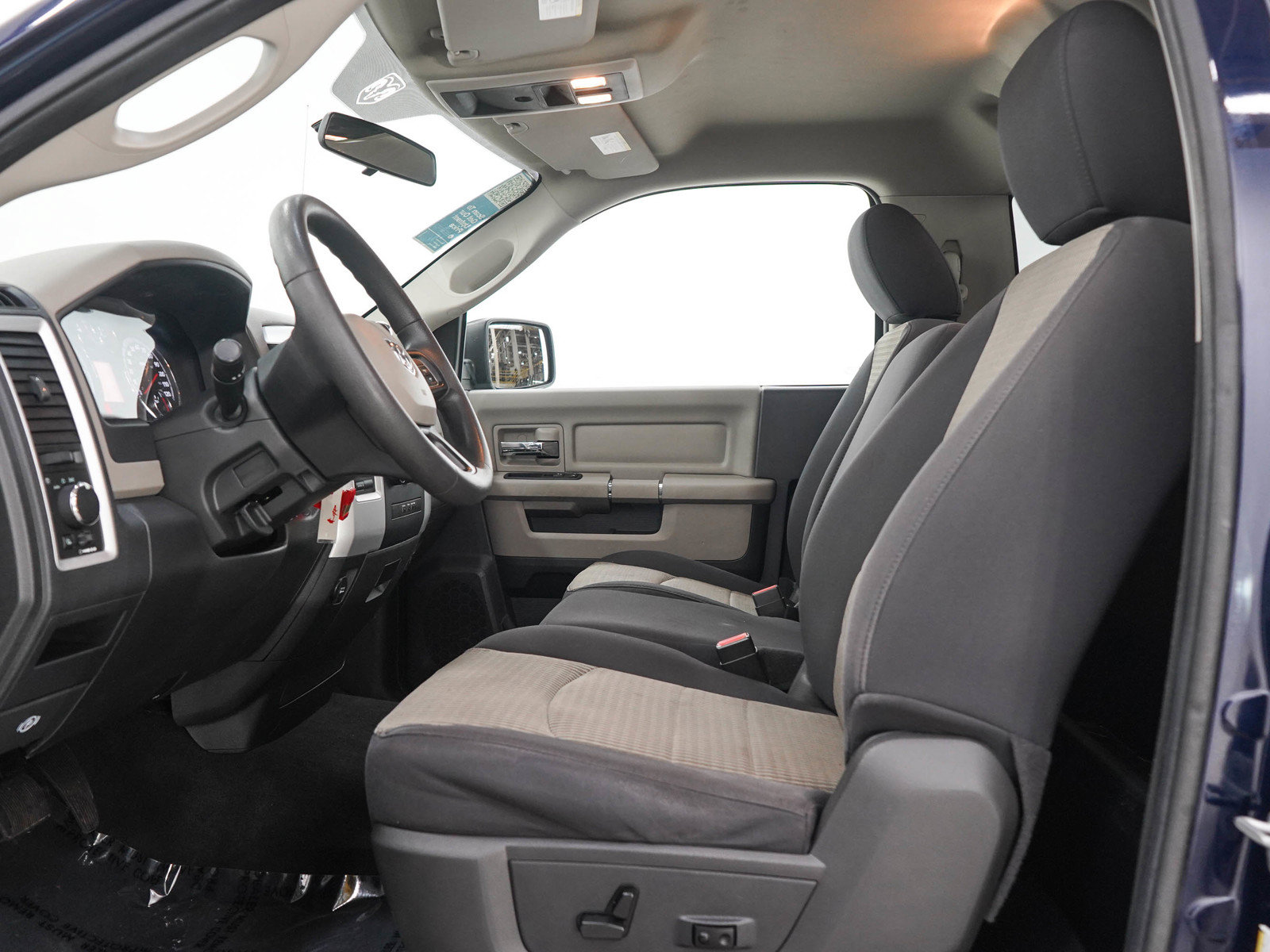 Used 2012 RAM 1500 Classic SLT w/ Remote Start & Security Group AWD/4WD image 16