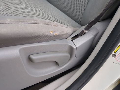 Used 2008 Jeep Liberty Sport image 16