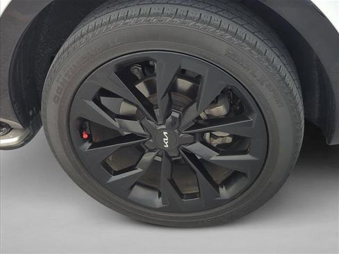 Used 2023 Kia Sorento SX AWD/4WD image 6