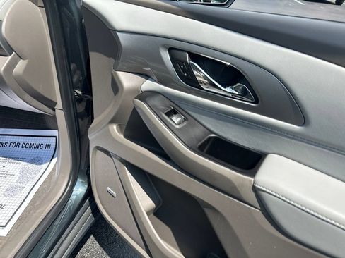 Used 2019 Chevrolet Traverse LT w/ LT Premium Package FWD image 45