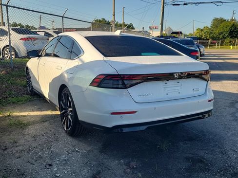 Used 2025 Honda Accord Touring image 4