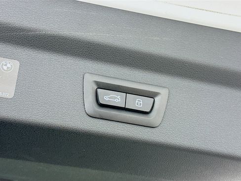 Used 2025 BMW X2 xDrive28i image 31