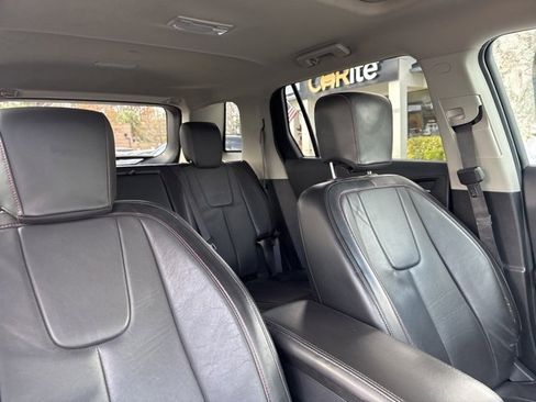 Used 2017 GMC Terrain SLT w/ Open Road Package image 12