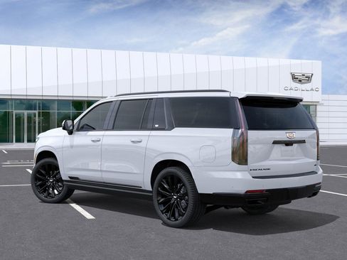 New 2026 Cadillac Escalade ESV Platinum Sport w/ LPO, ONYX Package image 3
