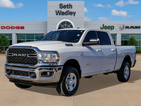 Used 2022 RAM 2500 Big Horn w/ Cold Weather Group AWD/4WD image 3
