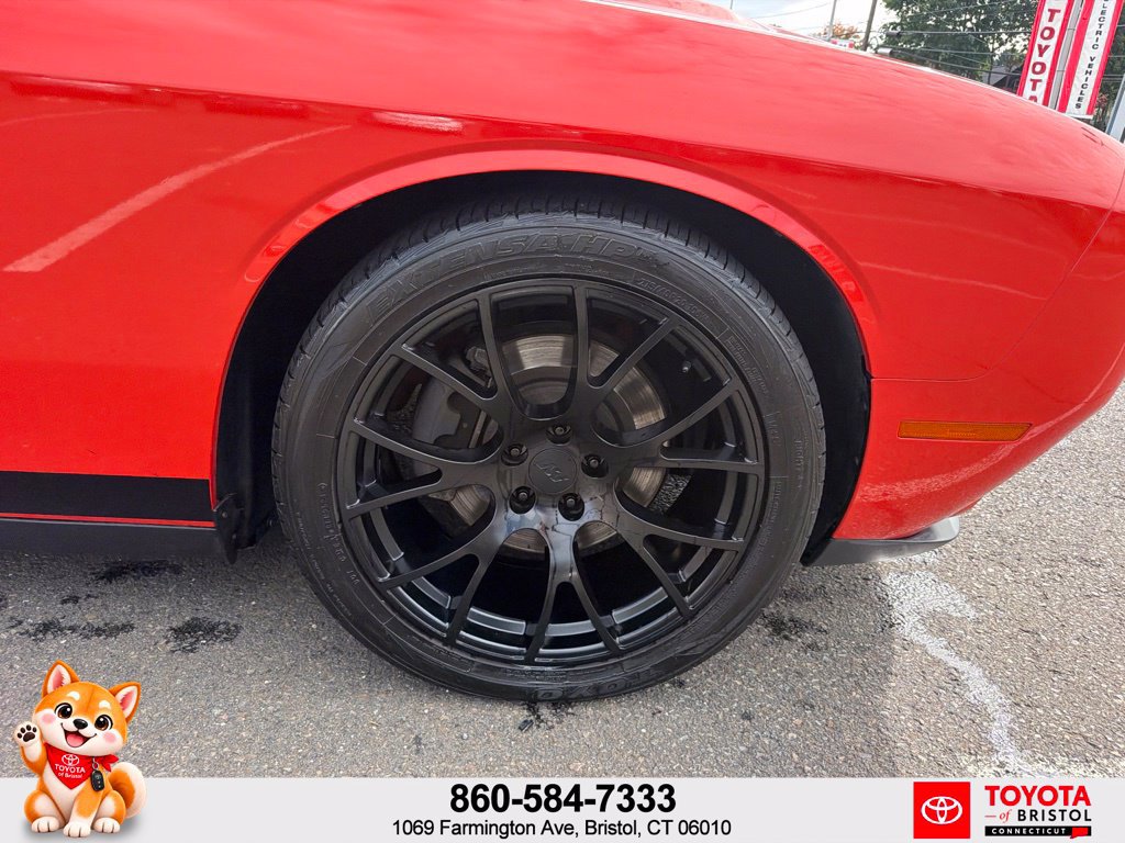 Used 2017 Dodge Challenger R/T w/ Sound Group RWD image 10