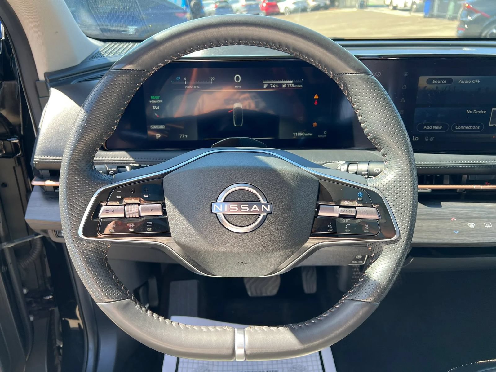 Used 2023 Nissan Ariya FWD image 15