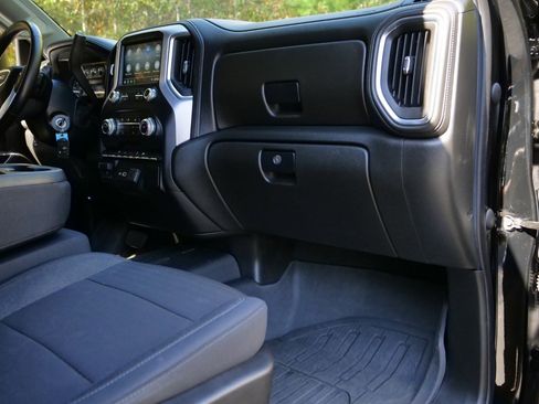 Used 2023 GMC Sierra 2500 SLE image 41