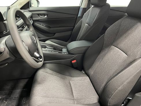 New 2025 Honda Accord SE image 13