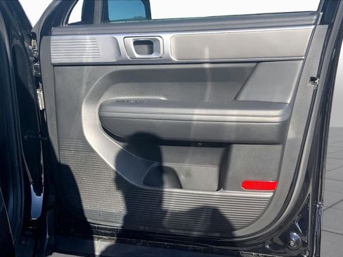 Used 2024 Hyundai Santa Fe SEL FWD image 23