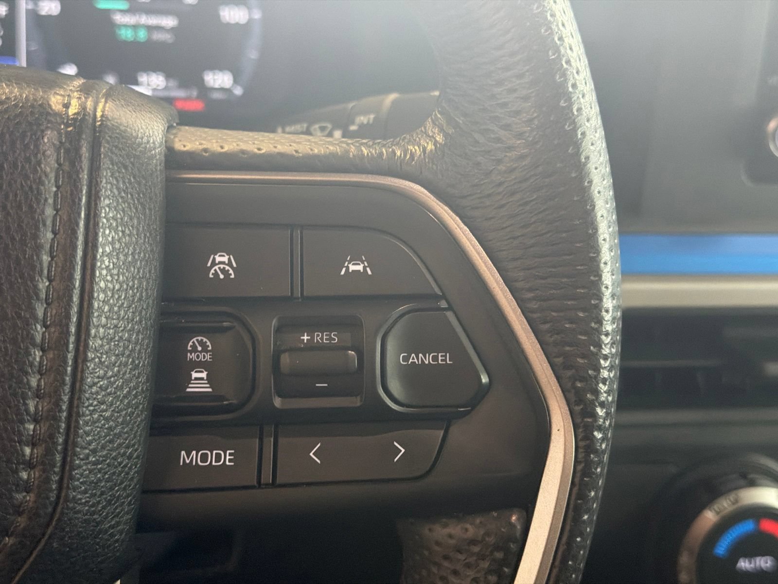Used 2024 Toyota Tacoma TRD Off-Road AWD/4WD image 18