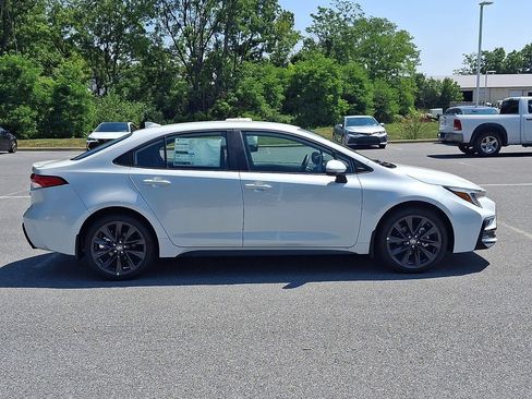 New 2026 Toyota Corolla SE FWD image 5