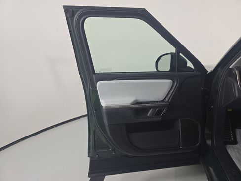 Used 2022 Rivian R1T Adventure AWD/4WD image 16