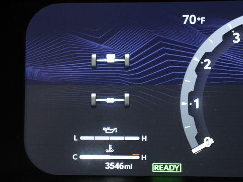 Used 2025 Toyota Tacoma 4x4 Double Cab Hybrid image 13