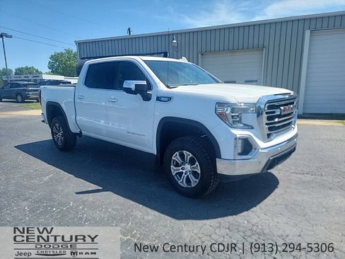 Used 2020 GMC Sierra 1500 SLT w/ Driver Alert Package II AWD/4WD image 7