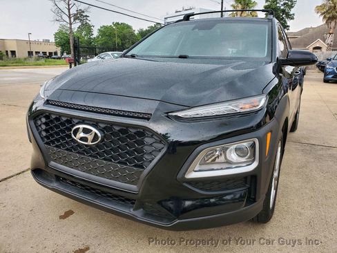 Used 2021 Hyundai Kona SEL FWD image 3