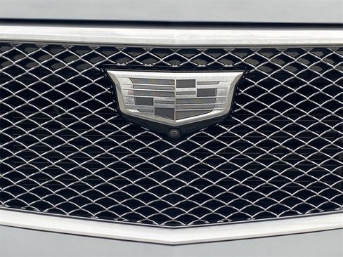 Certified 2023 Cadillac XT6 Premium Luxury w/ Technology Package image 3