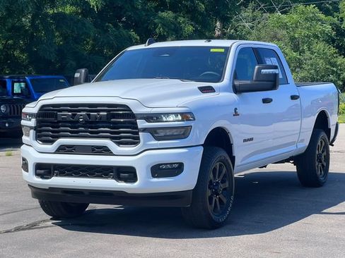Used 2025 RAM 2500 Big Horn AWD/4WD image 43
