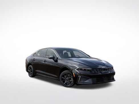 New 2026 Kia K5 LXS FWD image 8