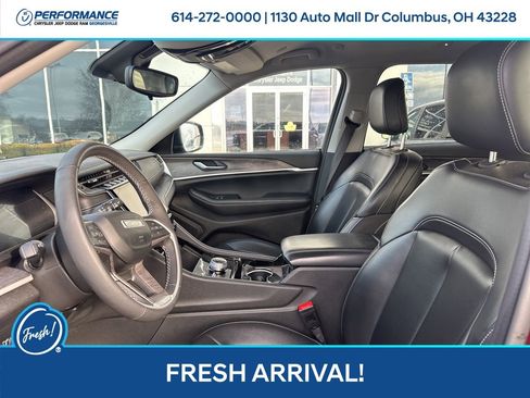 Used 2023 Jeep Grand Cherokee L Limited image 15