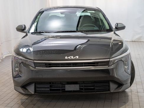 New 2026 Kia K4 LX image 2