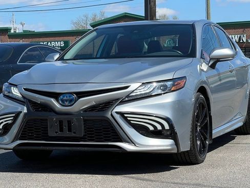 Used 2023 Toyota Camry XSE image 13