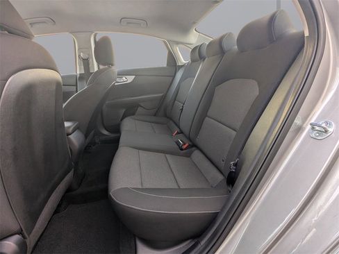 Used 2023 Kia Forte LXS w/ LXS Technology Package image 12