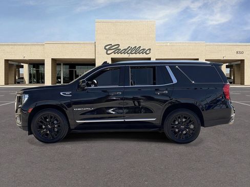 Used 2022 GMC Yukon Denali AWD/4WD image 8