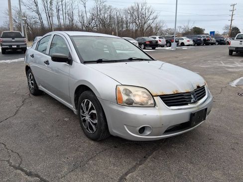 Used 2008 Mitsubishi Galant DE image 2