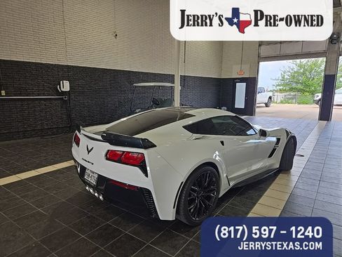 Used 2017 Chevrolet Corvette Grand Sport RWD image 6