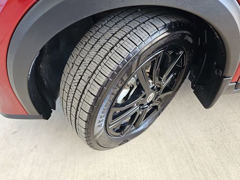 Used 2021 Nissan Kicks SR w/ SR Premium Package FWD image 36