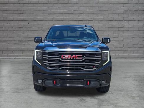 Used 2024 GMC Sierra 1500 AT4 w/ Technology Package AWD/4WD image 8