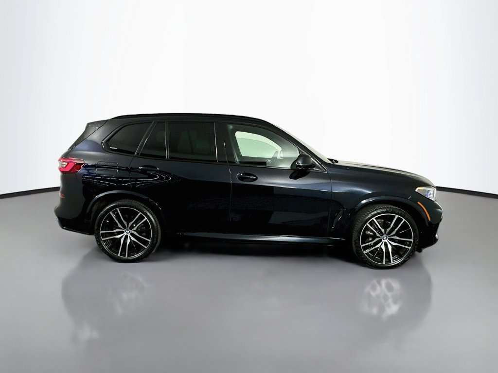 Used 2021 BMW X5 xDrive40i w/ M Sport Package AWD/4WD image 9