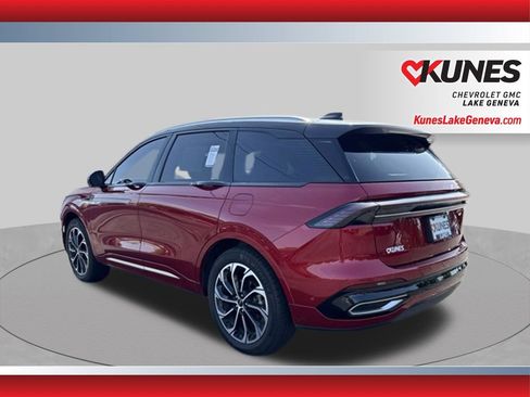 Used 2024 Lincoln Nautilus Reserve AWD/4WD image 8