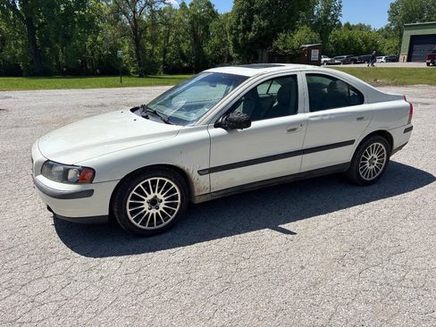 Used 2002 Volvo S60 2.4T FWD image 4