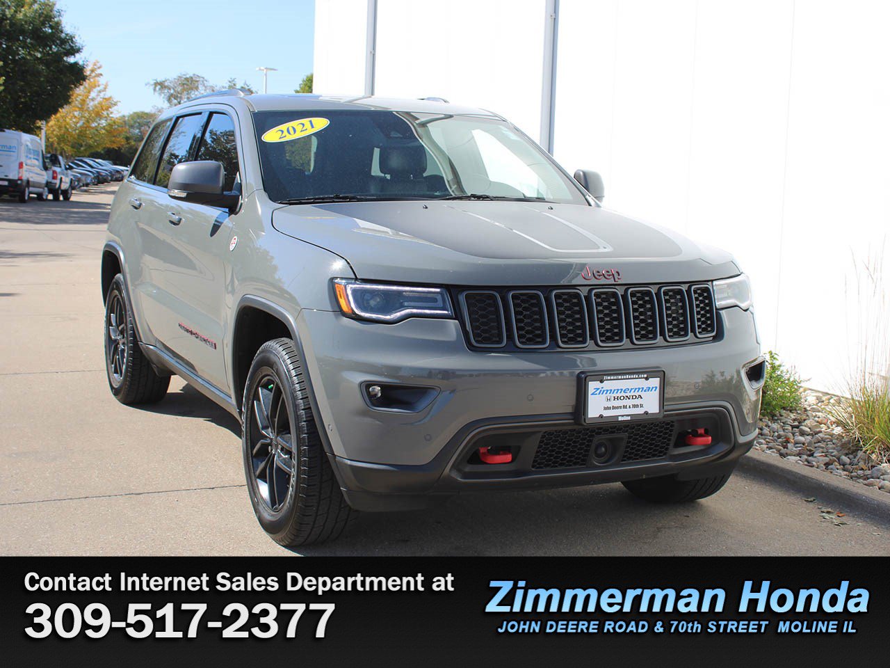 Used 2021 Jeep Grand Cherokee Trailhawk w/ Trailhawk Luxury Group AWD/4WD image 3