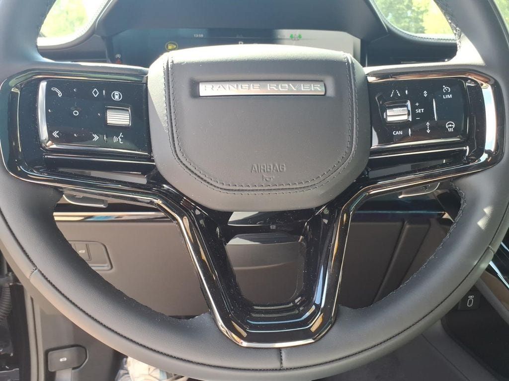 New 2026 Land Rover Range Rover Sport Dynamic SE AWD/4WD image 16