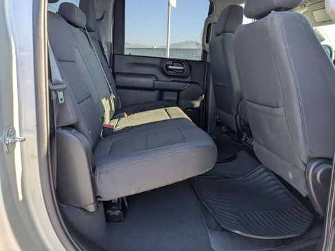 Certified 2022 Chevrolet Silverado 3500 LT w/ Convenience Package image 19