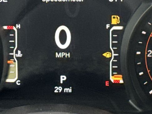 New 2025 Jeep Gladiator Sport image 23