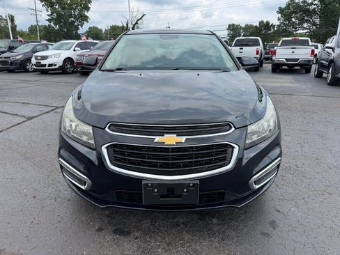 Used 2016 Chevrolet Cruze LT FWD image 8