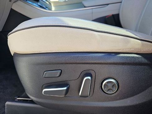 Used 2024 Hyundai Palisade Limited FWD image 29