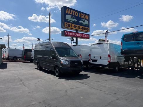 Used 2016 Ford Transit 250 148 High Roof Extended RWD image 28